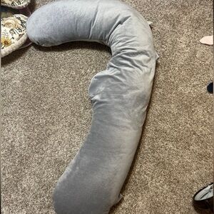Momcozy Pregnancy pillow